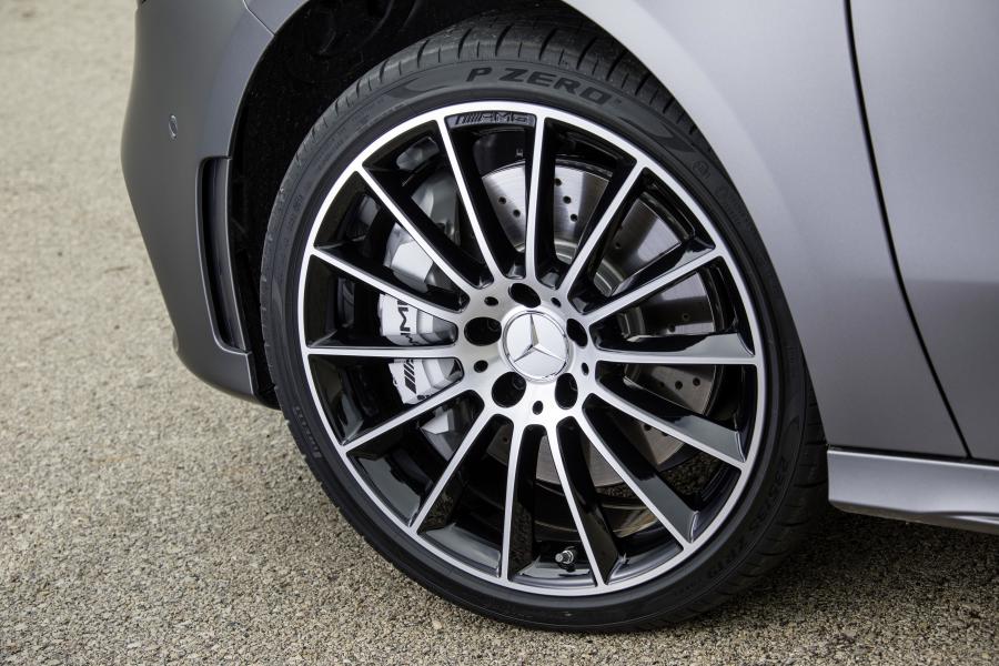 Колеса Mercedes-AMG A35 4Matic (W177) 2018 года  (WW) (фото 6 из 42)